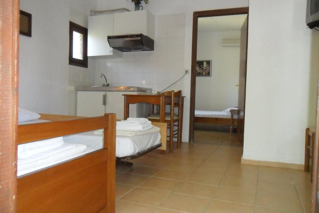 Viki Studios And Apartments Скала-Потамиас Номер фото